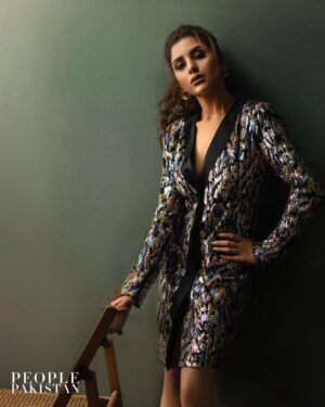 Sohai Ali Abro Instagram - 🖤

 @peoplepakistan 
@shanzaaysheikh

Photography: @shahbazshaziofficial 
Styling: @emergencyroom19 
Hair&Makeup: Shazia Rashid
Wardrobe: @madiyahalsharqi