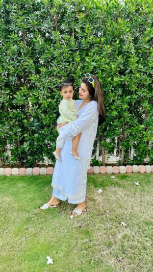 Sohai Ali Abro Instagram - eVeRy DaY iS mOtHeR’s DaY 🫀👑🤰🏻🐣🐛🦋🌈🧿♥️