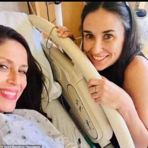Soleil Moon Frye Instagram - I am so very proud of this beautiful light of love and inspiration in our lives @demimoore Thank you for the way you shine your spirit, strength, grace, and beautiful heart on the world. You inspire us to be the best versions of ourselves & I love you so very much. Thank you for the treasure of our friendship, wonderful family, and your incredible kindess, love and support. 
🤍🙏🤍