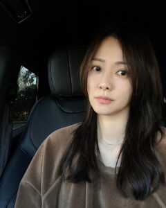 Actress Son Tae-young HD Photos and Wallpapers April 2025