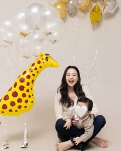 Actress Son Yeon-jae HD Photos and Wallpapers February 2025