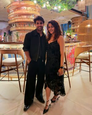Sonal Aggarwal Instagram - Round-up of one of the best weekends this year… celebrating @iamprabhatchaudhary ‘s birthday for 3 whole days.. complete with sundowners, pickle ball games, exquisite dinners… and the bestest company 😍😍🧿🧿
Oh and bumping into Ranbir Kapoor at the pickleball game was the cherry on top! 🥰❤️
.
#happybirthday #weekendroundup #pinkpeppercorn #ranbirkapoor #prabhatchaudhary 
.
