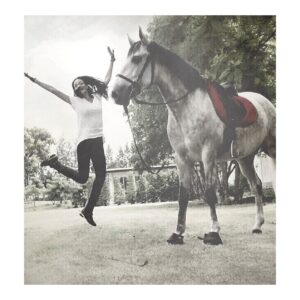 Sonia Couling Instagram - Exactly 2 weeks ago, I had to make the most, difficult, heartbreaking decision to let u go. My sweet Marengo. I miss u dearly. 💔😢 Thank u for the memories and the beautiful 11 years together. May u gallop, happy and free wherever your soul takes you and I pray that we will meet again there❤️Horses lend us the wings we lack. 

“I can make a General in five minutes, but a good horse is hard to replace” — Abraham Lincoln 

U are truly irreplaceable. #marengo #1sthorse #1stlove #heartbroken