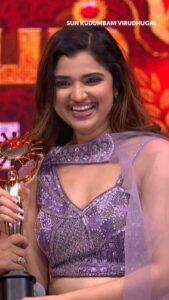 Actress Soniya Suresh HD Photos and Wallpapers March 2025