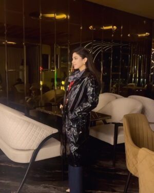 Sonya Hussyn Instagram - HAPPY GALENTINE’S my girlies ⭐️🧿🌹

As I began to love myself, I found that anguish and emotional suffering were only warning signs that I was living against my own truth. 

Charlie ~

Black shiny leather coat by @ujbespoke 

#sonyahussyn #love