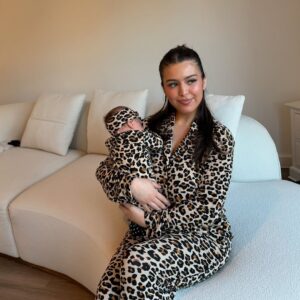 Sophia Grace Brownlee Instagram - 🐆

_

_

_

_

_

_

#mom#girlmom#baby#babies#babygirl#girl#newborn#love#babiesofinstagram#daughter#momlife