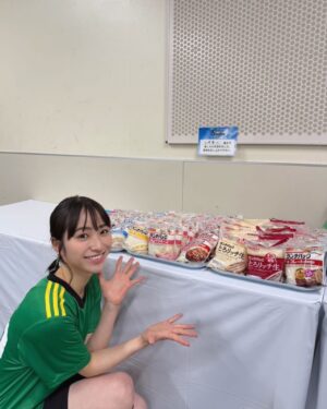 Sora Tamaki Instagram - .

トライストーン大運動会

山崎製パンさんがたくさんのパンを差し入れしてくださいました！

スタッフ・キャストの皆さんが
とても喜んでいました🍞

ありがとうございました！

#山崎製パン 

#tristonefanfes2025
#田牧そら