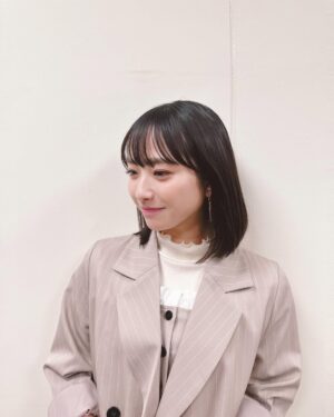 Sora Tamaki Instagram - 💰

今日はカネオくんです！
今回は駅弁について🍱

駅弁は並んであるのを見るだけで
テンションが上がります！

今回、またたくさんの魅力的な駅弁を知ることができたので、今度の移動が楽しみです！

ぜひご覧ください。

outfit @majesticlegon_official
shoes @kanematsu_official
earring @sorbet_accessory

#有吉のお金発見突撃カネオくん 
#田牧そら