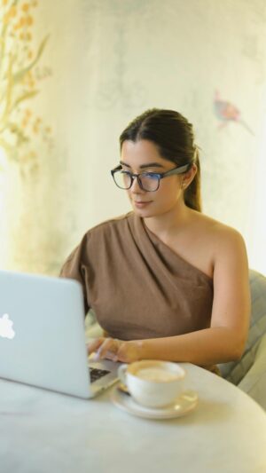 Sowkya Reddy Instagram - Work smarter, not harder—stay connected, focused, and stylish with @lenskart Phonic Glasses! 👓Take calls, listen to music, and power through your day without missing a beat. No more tangled earphones or distractions—just seamless audio and effortless style. Whether you’re at your desk, in a meeting, or on the go, these glasses keep you in the zone. Work, listen, slay—repeat!