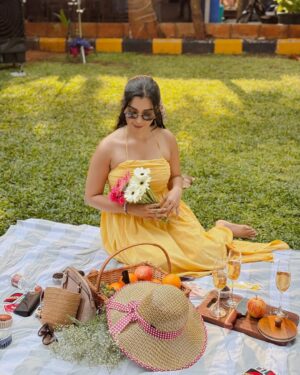 Sowkya Reddy Instagram - My Favorite looks from 2024 ❤️
.
.
.
.
.
.
.
.
.
.
.
.
.
[ outfit inspo , travel outfits , vacation fits , ootd , fashion blogger , travel blogger , for you , 2024 recap , explore , explore more ]