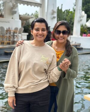 Sruthi Shanmuga Priya Instagram - WITH MY STRONG WOMEN'S SQUAD 🥰🥰🥰Happy women's day to all...women are like tea bags..we don't know our true strength until we are in hot water...we don't have attitudes, we have standards..we never give up...we may need a good cry or a day in bed..but we always come back stronger...passing this message to all the women out there...once again HAPPY WOMEN'S DAY