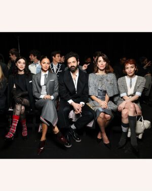 St. Vincent Instagram - ♥️ @thombrowne