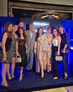 Stephanie Timmins Instagram - Scintillating evenings draped in liquid gold ✨️✨️ dressed in @houseoffett for the French luxury fragrance launch #DÉSIRTOXICLINTENSE @parfumsmicallef @parcosbeauty @baccarosebeauty 💙

( Gold Drape Gown, Gold Gown, Red Carpet Dress)
#golddress #drapegown #goldgown #redcarpetdress #feistyfoxdiaries #fashioninfluencer #glamlook #redlips #ootd #lookoftheday #luxuryinfluencer ##luxurylifestyle