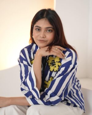 Sudeshna Biswas Instagram - What's your new year resolution?