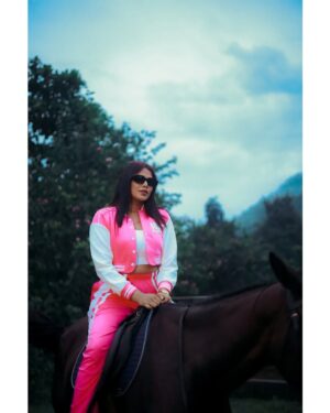 Sumaiya Shaikh Instagram - Barbie, in her fairyland!💓🦸🏻‍♀️

Shot by :- @_______krsna_______ 🦾 @ganesh_gawas416 

Location:- @dsstudgoa @the_art_of_horsemanship 

@fashionmodel.india 

#sumaiyashaikhofficial #missgoainternational #mtvfame #goagirl #horseshoot #model #india #influencer #influencers #indiapictures #goan #goa #influencersgoa #fashion #lifestyle #shoot #shooting #yolo #ting #fashionmodelindia