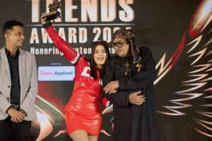 Sumaiya Shaikh Instagram - Remember where dreams Begin!♥️

your Goa Girl Winning In Mumbai🏆

I have been honored to receive the “Social Media Influencer” Award for 2024 by @timesapplaudtrends and with the hands of the Legend @ranjeetthegoli 🙏🤍

This wouldn’t have been possible without the incredible support of YOU my amazing instagram family!♥️
Your cheers, your passion, your unwavering belief in what we are doing- it all fuels me to keep pushing boundaries and creating unforgettable experience!😎

A massive thanks goes to my Man @naeemsyedofficial❤️ and my family (My mom, my sister, and my father watching me from above) uhhh He would have been so much proud of me today! ✨
And a huge Thanks for the brands with whom I have worked till now, beauty, fashion, resorts, video bytes and what not! Agency’s are my Rock that I stand on!🦾⭐️ (I can’t name all of them) the one who tirelessly brainstorm,collaborate, and make the magic happen!🌈

I am so grateful to have you’ll my by side on this journey!🙏⭐️

Still not sunk in, blood,sweat and tears! FOR ME THIS IS BIG, VERY BIG! 

Once again thankyou @timesapplaudtrends for the recognition!⭐️

#sumaiyashaikhofficial #goa #goan #fashion #lifestyle #goanmodels #fashionmodelindia #award #timesapplaud #times #timesindia #goatimes #goadiaries #goa #lifestly #fashionstyle #influencer #inlife #yolo #ting