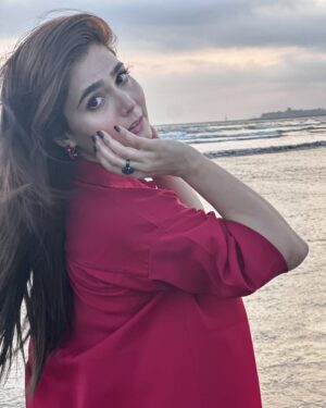Sumaiyya Bukhsh Instagram - Oh hey there 🤪
