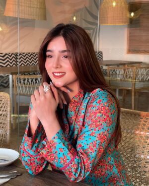 Sumaiyya Bukhsh Instagram - -
👗 @museattiree 
Stylist @omar.chaudhariiii