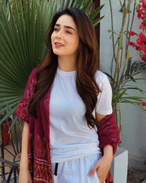 Sumaiyya Bukhsh Instagram - Keep gOing 🍃