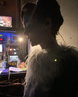 Sumaya Rida Instagram - قد يكون هدفنا على بعد خطوات، يكفي ان نحلم.. يكفي ان نجرؤ! #تأمل #رمضان
..
..
It took more than glamour, more than just a moment in the spotlight. For those who dream, for those who dare! #RamadanReflextion #ActressLife