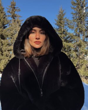 Sumaya Rida Instagram - Like snowflakes, no two moments are ever the same.