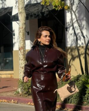 Sumbul Iqbal Instagram - When life tastes like cherries 🫶🏻 @hm