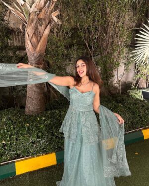Sunakshi Grove Instagram - likes to have fun
