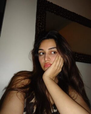 Sunakshi Grove Instagram - Imagine hating on me and Im just like..