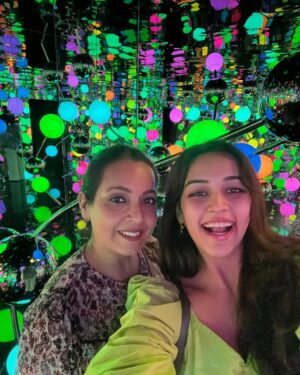 Sunakshi Grove Instagram - Moments from October 🪬🪄🍭🍁🦄🪔