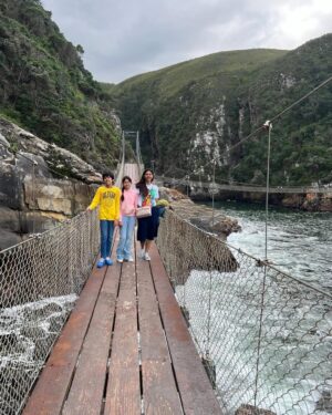 Sunita Marshall Instagram - The most amazing day today at Storm river suspension bridge #stormsriversuspensionbridge and Bloukrans bungy bridge #bloukransbungy 

@hassan.ahmedofficial
