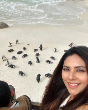 Sunita Marshall Instagram - Beautiful Cape Town ❤️
#maidenscove 
#bouldersbeachpenguins 
#twooceansaquarium 
#southafrica 
#capetown 

@hassan.ahmedofficial