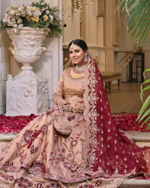 Sunita Marshall Instagram - Embark on a journey of elegance with @Naqshiclothingstore_ Rawayat’s Bridal Collection ‘24! Where grace meets glamour, turning every bride into a radiant masterpiece. Get set to captivate hearts! ✨ #NaqshiBridal
📸 @yasser.sadiq_