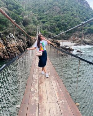 Sunita Marshall Instagram - The most amazing day today at Storm river suspension bridge #stormsriversuspensionbridge and Bloukrans bungy bridge #bloukransbungy 

@hassan.ahmedofficial