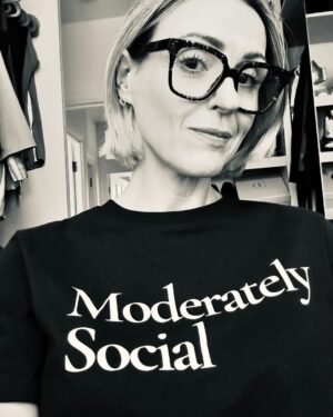 Suranne Jones Instagram - Moderately social Virgo perfectionist, bullshit averse, mother of 1 human and 2 sausages… now you…