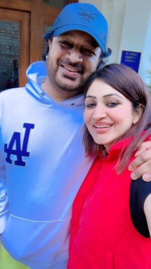 Surilie Gautam Instagram - Happy Birthday to my heart😘😘😘
You’ve given me more love and happiness than I ever thought possible ❤️❤️❤️
I’m so grateful for you and for the beautiful life we’ve built together 🥰😘🤗❤️ 🧿 @jasrajsinghbhatti 
#happybirthdayjas #gratitude #blessedlife