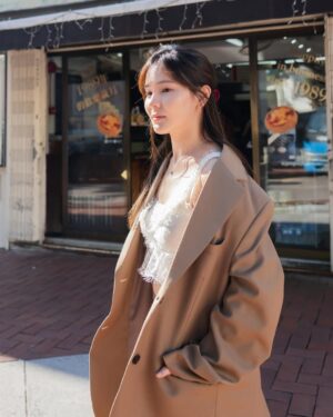 Sushar Manaying Instagram - 1 วันไปกี่ที่ค๊ะ 🥰 📸 @maneemejai