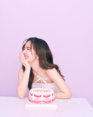 Sushar Manaying Instagram - Today is all about me and cakes.🎂🥰🎉