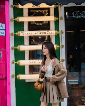 Sushar Manaying Instagram - 1 วันไปกี่ที่ค๊ะ 🥰 📸 @maneemejai