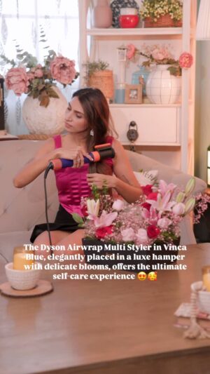Swati Gandhi Instagram - Nothing feels more special than unwrapping a gift that’s both luxurious and thoughtful. 🩷✨ This Galentine’s Day, I’m treating myself to the Dyson Airwrap in stunning Vinca Blue, beautifully paired with a dreamy floral arrangement. A little self-care, a little indulgence—because we all deserve to feel pampered and loved. 💐💖 
@dyson_india @dyson @fernsnpetalsindia 
#GetReadywithMyDyson #GRWMD 
#LuxuryGifting #GalentinesDay #SelfCareMoments #fnp #fnpluxe