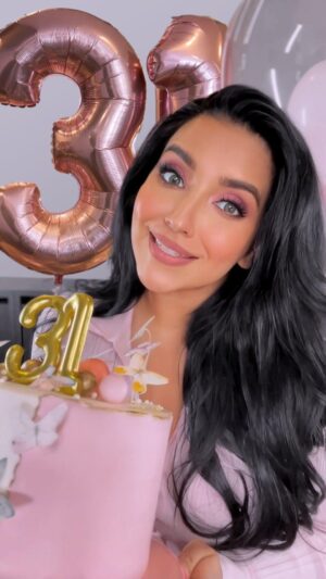 Swati Verma Instagram - 𝐈𝐓’𝐒 𝐌𝐘 𝟑𝟏𝐒𝐓 𝐁𝐈𝐑𝐓𝐇𝐃𝐀𝐘!! 🎈�🎉 And we’re celebrating the 𝐁𝐈𝐆𝐆𝐄𝐒𝐓 sale of the year with a 𝐅𝐋𝐀𝐓 𝟑𝟏% 𝐎𝐅𝐅 on all your favourite 𝐒𝐖𝐀𝐓𝐈 products!⁠
⁠
💝 It’s my present, to all our lovely customers and followers.⁠

𝘛𝘩𝘪𝘴 𝘰𝘧𝘧𝘦𝘳 𝘪𝘴 𝘰𝘯𝘭𝘺 𝘷𝘢𝘭𝘪𝘥 𝘧𝘰𝘳 𝘢 𝘭𝘪𝘮𝘪𝘵𝘦𝘥 𝘵𝘪𝘮𝘦, 𝘴𝘰 𝘥𝘰𝘯’𝘵 𝘮𝘪𝘴𝘴 𝘰𝘶𝘵! 😉💗⁠
⁠
💗𝙀𝙫𝙚𝙧𝙮𝙤𝙣𝙚’𝙨 𝙞𝙣𝙫𝙞𝙩𝙚𝙙⁠
⁠
🛒Grab your treat at SWATI.com ! Happy Shopping! 🛍️⁠
⁠
#BIGGESTsale #birthdaysale #SwatiCosmetics #SwatiVerma