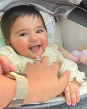 Swati Verma Instagram - Post-vaccination and feeling great! No fever here, just big smiles and ready for some pre-vacay shopping🛍️ 

Baby Outfits- @beauxbambino