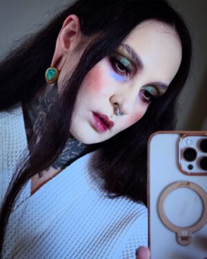 Tatiana Shmayluk Instagram - Shiny shoes and lightweight skirts part when I arrive 💃🏻. 
This is stage makeup and I overkilled it intentionally. My goal was to create a “versailles” makeup look and I ended up looking like “geisha” as some said.
I used @isamayabeauty Industrial palette to create  the eye makeup.