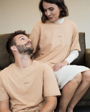 Tereza Ramba Instagram - Chceme vám říct, že láska je a láska bude!
Od teď máte 14 % slevu, protože Valentýn, na vše na www.laskaje.cz a nově, absolutně poprvé i na Jas www.jas.care
Akce je platná do půlnoci 14.2. 🩶
Kód: Láskabude