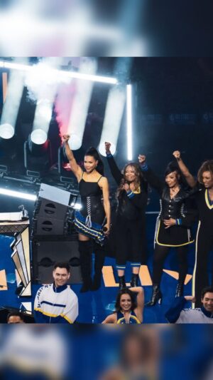 Terry Ellis Instagram - Never say never... #NBAAllStar #PassTheMicLive