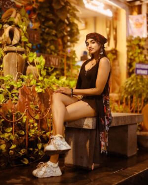 Thamizh Selvi Instagram - Hippie but cute 👾
PC: @athiban_krishna