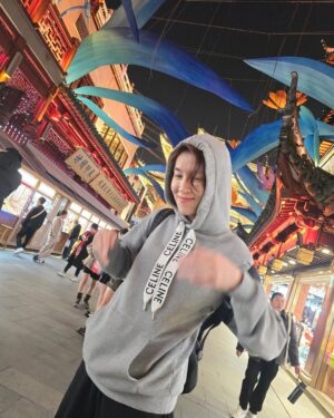 Thikamporn Ritta-apinan Instagram - Hello Shanghai!😚