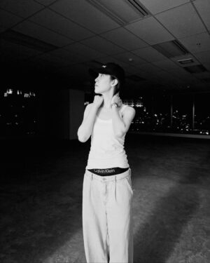Thikamporn Ritta-apinan Instagram - Night Vibe