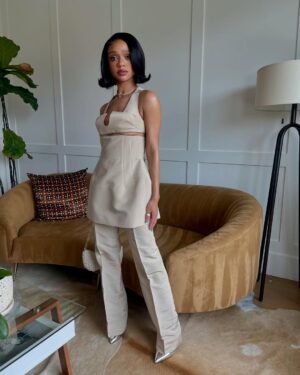 Tiffany Boone Instagram - Behold a lady. 

Thank you @essence for continuing to create a space for Black women to put on our luncheon best and celebrate each other.
