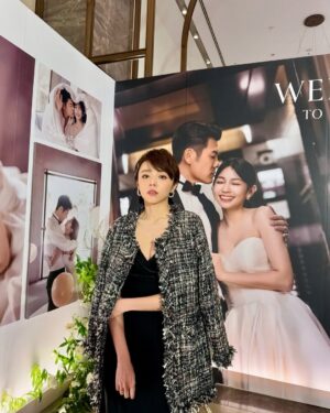 Tong Wang Instagram - 強哥&智希 together forever 🕊️🫶🏻

#照片太多分批發
#背板合照是例行公事
#宮美樂
#姚黛瑋