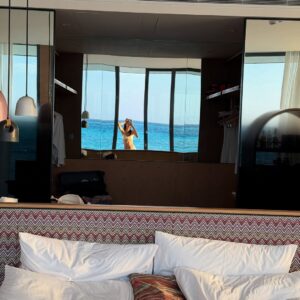 Tontawan Tantivejakul Instagram - Mentally i’m here 💭 @so.maldives